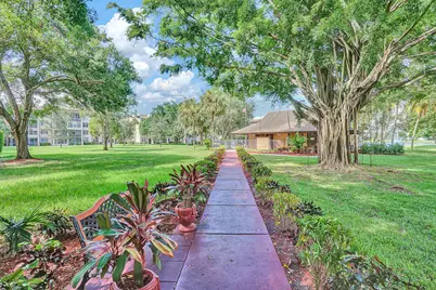 9460 Poinciana Place #101, Davie, FL 33324 - Photo 21