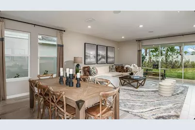 605 SE Ranch Oak Circle, Port Saint Lucie, FL 34984 - Photo 5