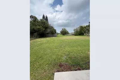285 NE Floresta Drive, Port Saint Lucie, FL 34983 - Photo 5