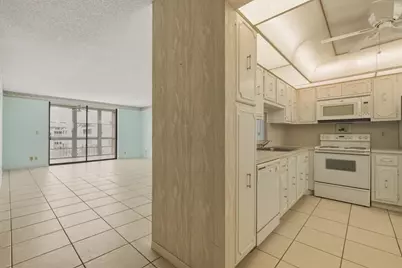 205 SE 11th Terrace #403, Dania Beach, FL 33004 - Photo 9