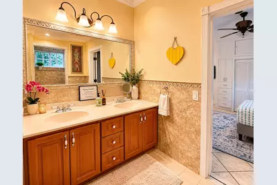150 NE 146th Street NE, Miami, FL 33161 - Photo 31