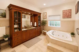 150 NE 146th Street NE, Miami, FL 33161 - Photo 29