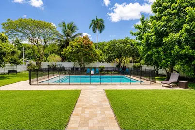 150 NE 146th Street NE, Miami, FL 33161 - Photo 1