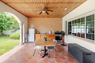150 NE 146th Street NE, Miami, FL 33161 - Photo 13