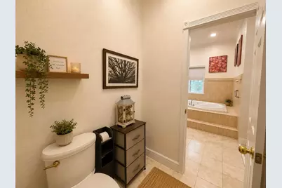 150 NE 146th Street NE, Miami, FL 33161 - Photo 31