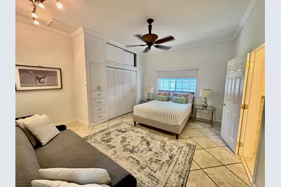 150 NE 146th Street NE, Miami, FL 33161 - Photo 25