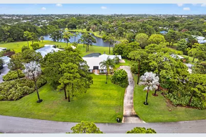 441 NE Town Terrace, Jensen Beach, FL 34957 - Photo 3