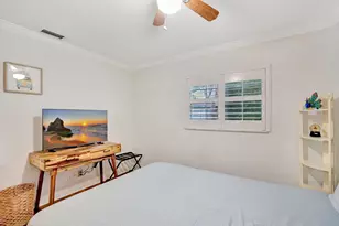 2436 Holly Ln NE, Palm Beach Gardens, FL 33410 - Photo 21