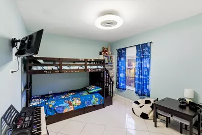 970 SW 111th Way, Davie, FL 33324 - Photo 31