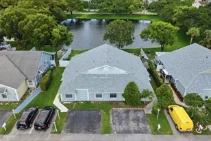 970 SW 111th Way, Davie, FL 33324 - Photo 13
