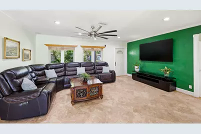 390 SE 12th Avenue, Pompano Beach, FL 33060 - Photo 19