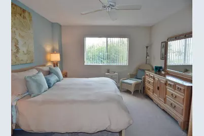 6698 N 10th Ave N #215, Lake Worth, FL 33467 - Photo 7