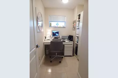 6698 N 10th Ave N #215, Lake Worth, FL 33467 - Photo 15