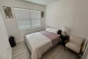 11736 SW 13th Ct, Pembroke Pines, FL 33025 - Photo 15
