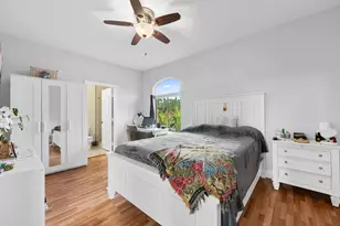 980 Bel Aire Dr W, Pembroke Pines, FL 33027 - Photo 37