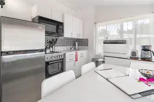 2625 NE 13th Ct, Fort Lauderdale, FL 33304 - Photo 7