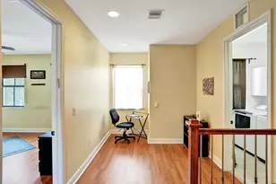 8541 NW 38th St, Cooper City, FL 33024 - Photo 25