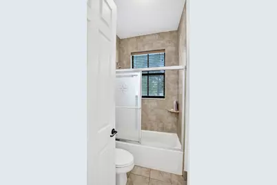 8541 NW 38th Street, Cooper City, FL 33024 - Photo 31