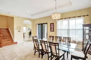 8541 NW 38th St, Cooper City, FL 33024 - Photo 9