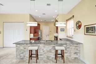8541 NW 38th St, Cooper City, FL 33024 - Photo 15