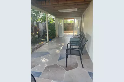 19823 NW 64th Place, Hialeah, FL 33015 - Photo 15