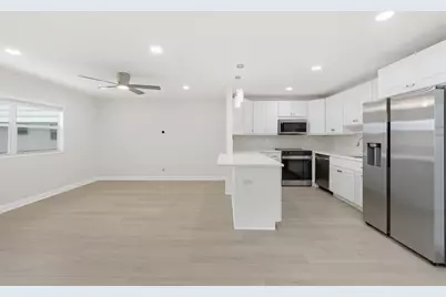 670 Monaco N, Delray Beach, FL 33446 - Photo 31
