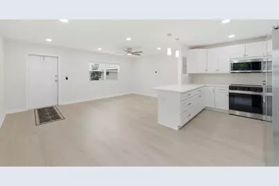 670 Monaco N, Delray Beach, FL 33446 - Photo 11