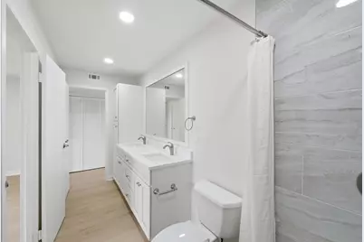 670 Monaco N, Delray Beach, FL 33446 - Photo 19
