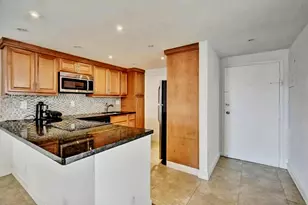 200 S Birch Rd, Fort Lauderdale, FL 33316 - Photo 9