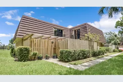 121 1st Lane, Palm Beach Gardens, FL 33418 - Photo 13