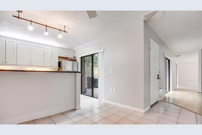121 1st Lane, Palm Beach Gardens, FL 33418 - Photo 3