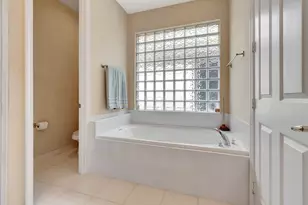 9635 Sandpiper Shores Way, West Palm Beach, FL 33411 - Photo 23