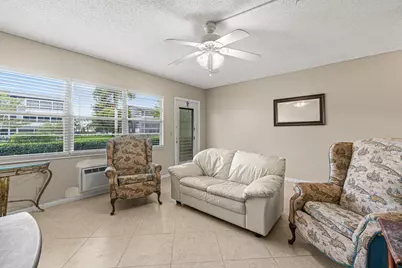 175 Suffolk E, Boca Raton, FL 33434 - Photo 7