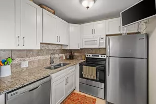 175 Suffolk E, Boca Raton, FL 33434 - Photo 1