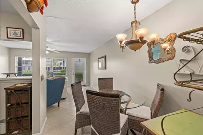175 Suffolk E, Boca Raton, FL 33434 - Photo 9