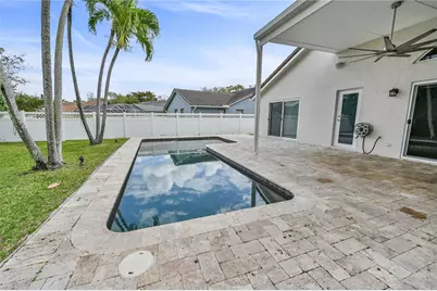 8949 NW 45th Court, Coral Springs, FL 33065 - Photo 23