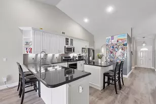18242 Blue Lake Way, Boca Raton, FL 33498 - Photo 9