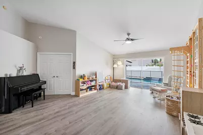 18242 Blue Lake Way, Boca Raton, FL 33498 - Photo 17