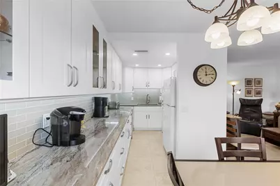210 Oakridge N #210, Deerfield Beach, FL 33442 - Photo 5