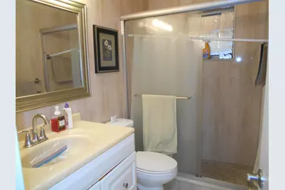 38 Leisure Boulevard, Pompano Beach, FL 33064 - Photo 11
