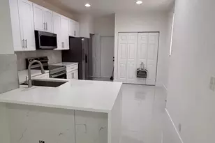 3906 Cherry Ln, Weston, FL 33332 - Photo 9