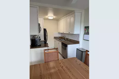 3037 Cornwall B, Boca Raton, FL 33434 - Photo 3