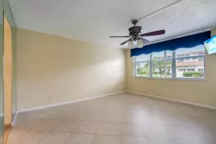 911 Gardenia Dr, Delray Beach, FL 33483 - Photo 17