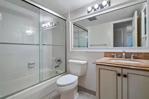 911 Gardenia Dr, Delray Beach, FL 33483 - Photo 13