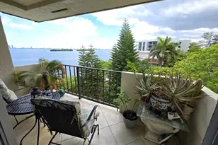 7795 NE Bayshore Ct, Miami, FL 33138 - Photo 3