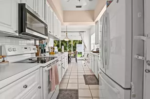 4766 Valencia Dr, Delray Beach, FL 33445 - Photo 11