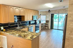 3409 Lake Overlook Pl, Lake Worth, FL 33462 - Photo 3