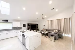 10875 Boca Woods Ln, Boca Raton, FL 33428 - Photo 7