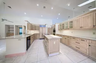 13406 Doubletree Cir, Wellington, FL 33414 - Photo 19