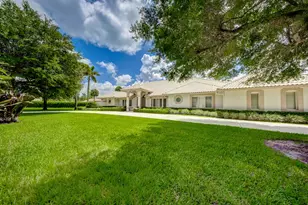 13406 Doubletree Cir, Wellington, FL 33414 - Photo 9